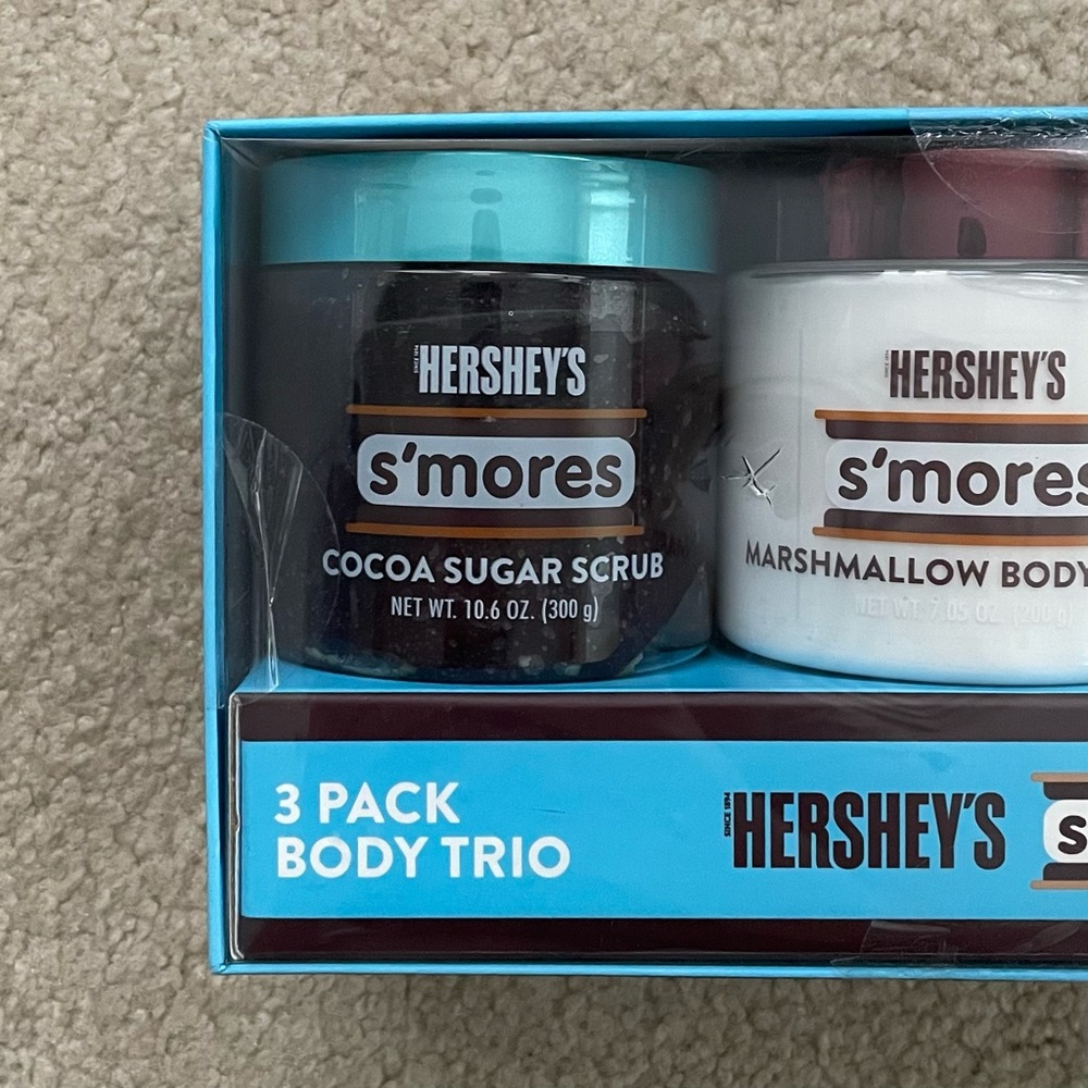 Hershey’s S’mores 3-Pack Body Trio (Sugar Scrub, Body Butter, Body Lotion) - Picture 4 of 16